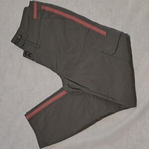 Prana Utility/Cargo Pant. Size 4. Khaki‎ Green with Pink.